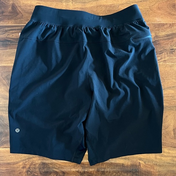 Lulu Lemon T.H.E. Short Shorts Black - Picture 2 of 5